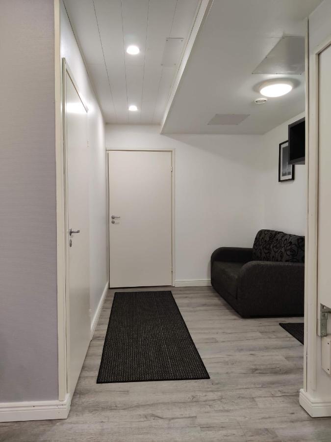 Alexi Apartments - Newly Renovated Apt In The Heart Of The City Near To Railway Station And Nokia Arena ตัมเปเร ภายนอก รูปภาพ
