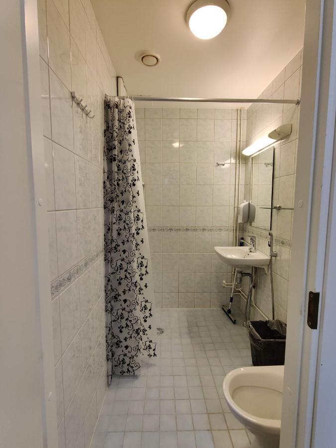 Alexi Apartments - Newly Renovated Apt In The Heart Of The City Near To Railway Station And Nokia Arena ตัมเปเร ภายนอก รูปภาพ