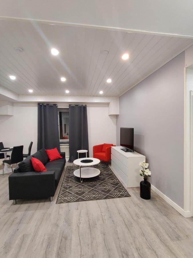 Alexi Apartments - Newly Renovated Apt In The Heart Of The City Near To Railway Station And Nokia Arena ตัมเปเร ภายนอก รูปภาพ