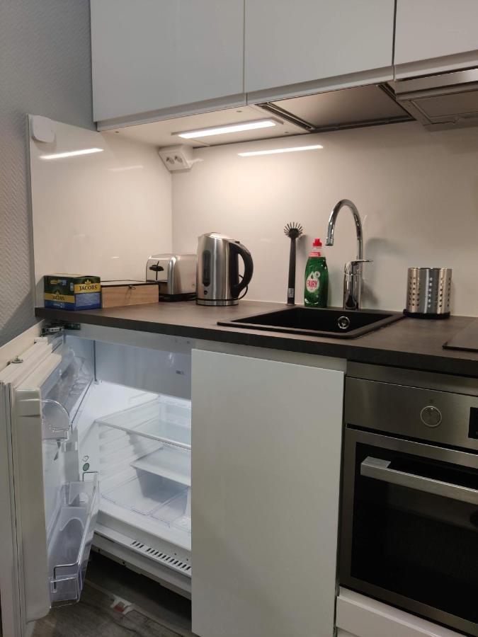 Alexi Apartments - Newly Renovated Apt In The Heart Of The City Near To Railway Station And Nokia Arena ตัมเปเร ภายนอก รูปภาพ